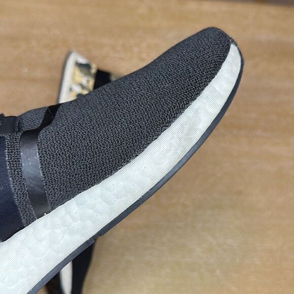 Adidas NMD_R1 - Picture 9 of 10